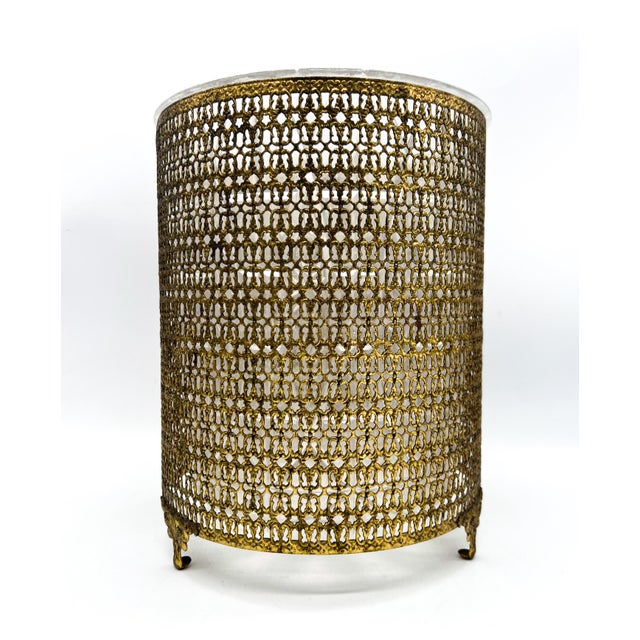 Mid-Century Modern Vintage Hollywood Regency Pierced Gilt Metal Wastebasket With Clear Liner For Sale - Image 3 of 12