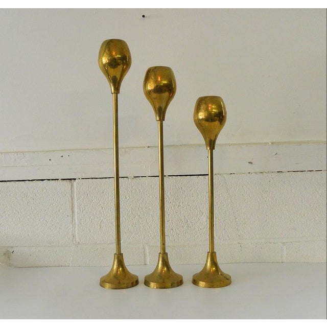 Mid-Century Modern 1950s Brass Candlesticks - Set of 3 For Sale - Image 3 of 7