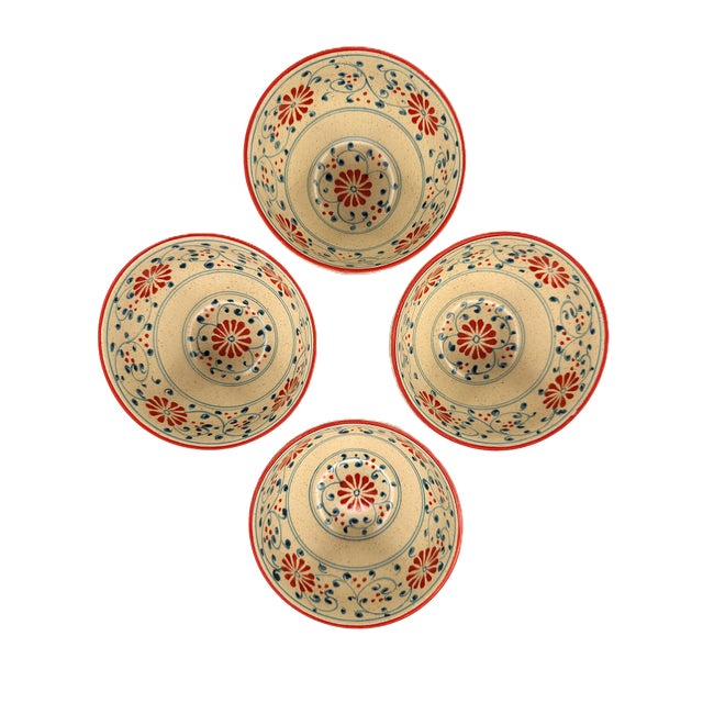 Set of 4 Bat Trang Vietnamese Ceramic Multipurpose Bowls With Hand Painted Botanical Motifs For Sale - Image 10 of 11