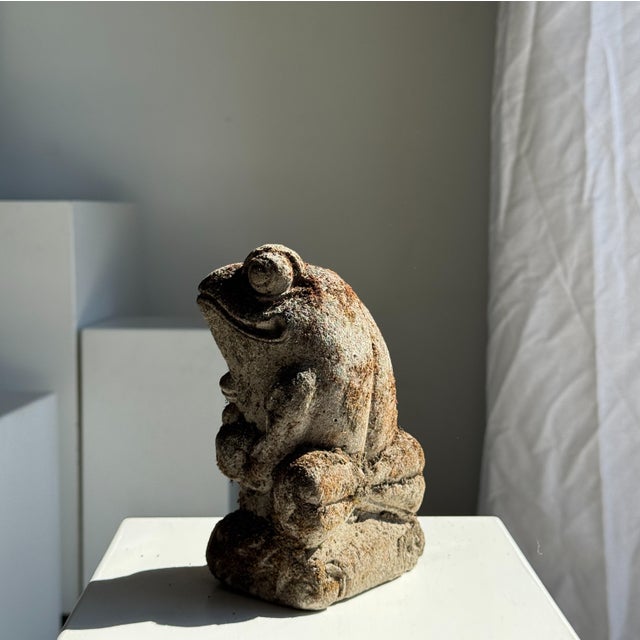 Boho Chic Small Balinese Limestone Frog Sculpture, 1980s For Sale - Image 3 of 11