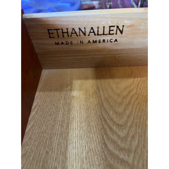 Ethan Allen 18th Century Mahogany Dresser For Sale - Image 9 of 16