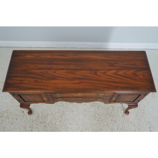 1970s Statton Oxford Cherry Queen Anne Sideboard For Sale In Philadelphia - Image 6 of 18