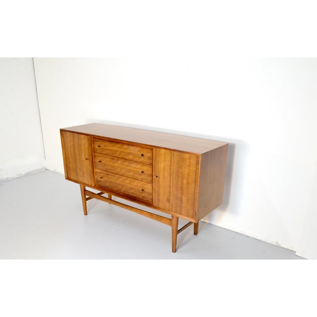 Mid-Century Modern Walnut Sideboard from Gordon Russell, 1960s For Sale - Image 3 of 12
