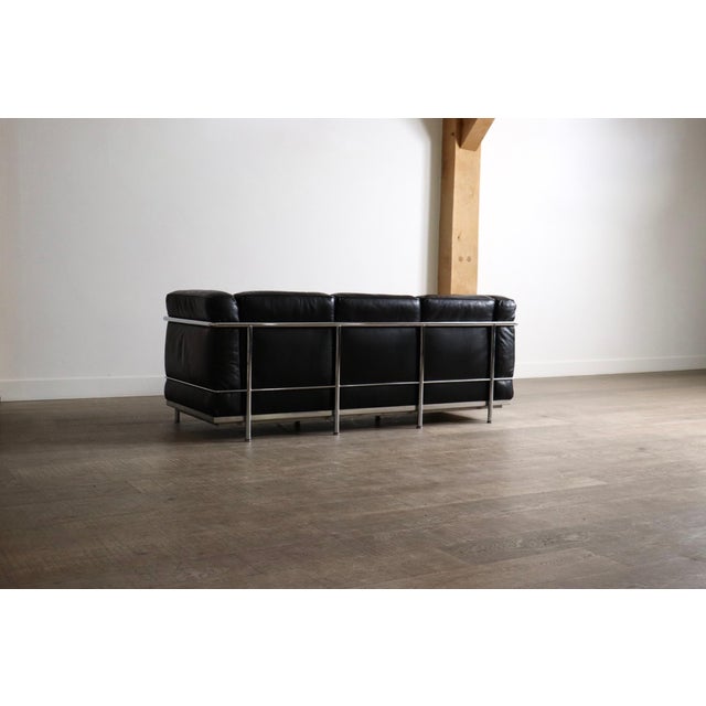 LC2 Three-Seater Sofa by Charlotte Perriand for Cassina, 1960s For Sale - Image 10 of 13