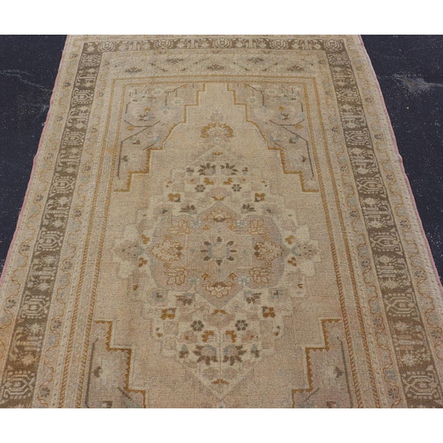 Mid-Century Vintage Oushak Rug From Turkey With Floral Geometric Medallion 5'9" X 10'6" For Sale - Image 13 of 14