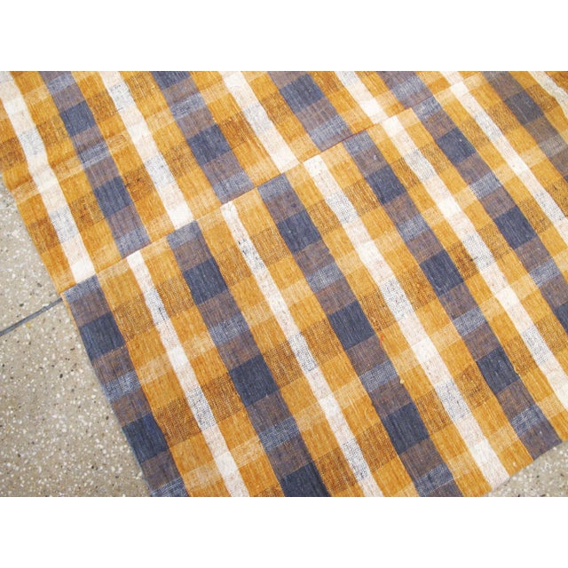 Galerie Shabab Collection Mid-20th Century Turkish Flatweave Kilim Carpet For Sale - Image 10 of 12