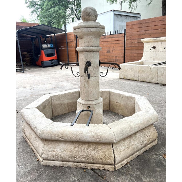 Pernes French Limestone 4-Spout Center Fountain With Shaped Basin Walls For Sale - Image 13 of 16