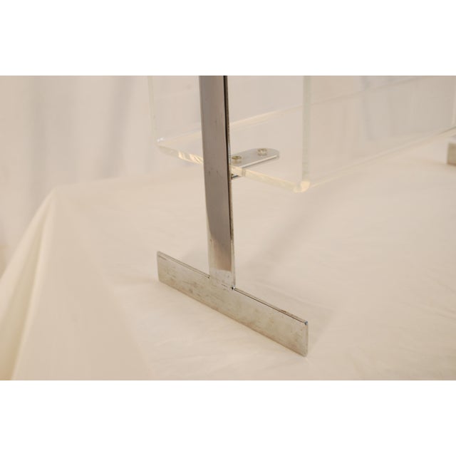 1960s Mid-Century Lucite and Chrome Magazine Rack For Sale - Image 5 of 9