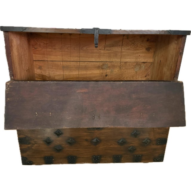 Brown Antique Korean Bandaji Chest For Sale - Image 8 of 9