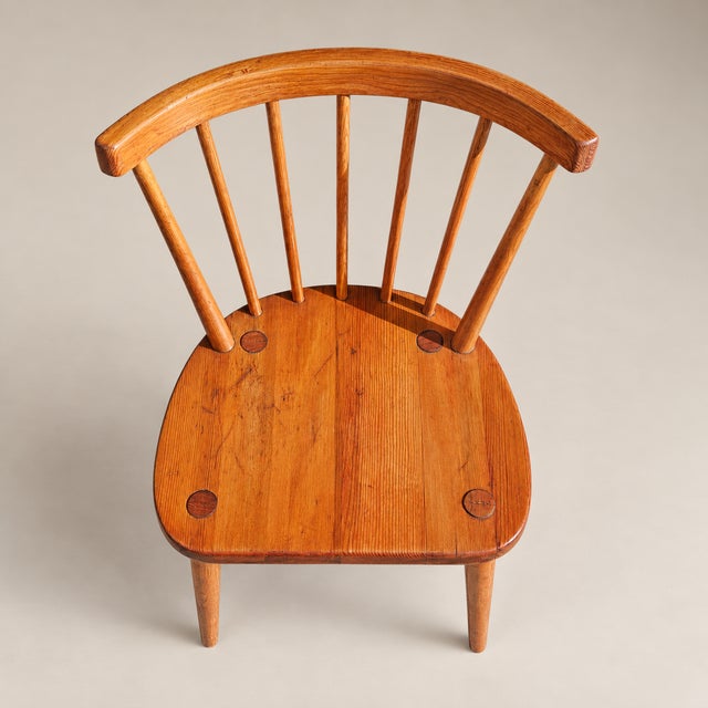 Paul McCobb Pair of 1970s Swedish Scandinavian Modern Pine Spindle-Back Dining Chairs For Sale - Image 4 of 6