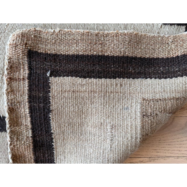 Antique Navajo Rug Circa 1910 Southwestern Handwoven Navajo Blanket 3'3" x 6'10" For Sale - Image 11 of 17