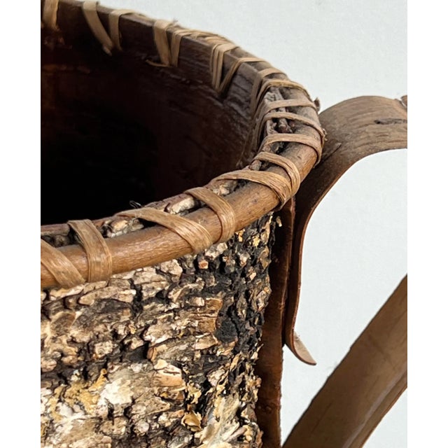 Large Vintage Appalachian Birch Tree Bark Bucket / Basket