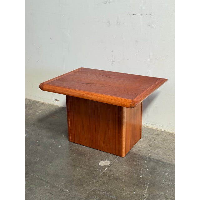 Mid-Century Modern 1960s Danish Teak Side Table - Vintage Mid-Century Modern Solid Wood Coffee Table For Sale - Image 3 of 10