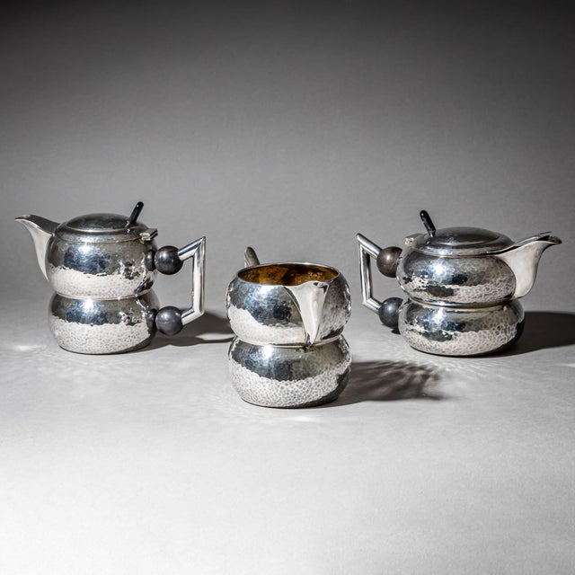 20th Century Art Deco Three-Piece Tea and Coffee Service with Hammered Surface, 1990s, Set of 3 For Sale - Image 14 of 14