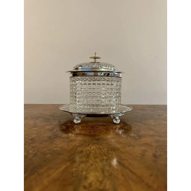 1900 - 1909 Antique Edwardian Cut Glass Silver-Plated Biscuit Barrel, 1900s For Sale - Image 5 of 8