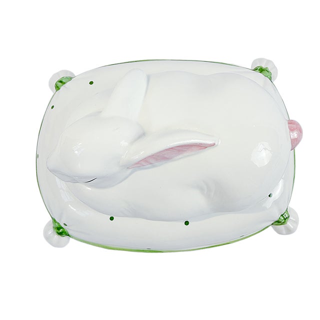 Traditional Vintage Italian Bassano Ceramic Bunny on Cushion Trinket Box For Sale - Image 3 of 6