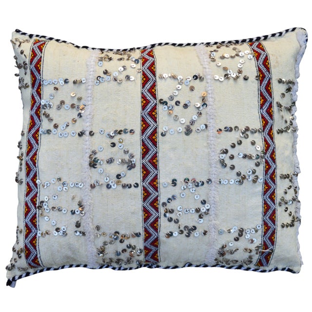 Mid 20th Century Moroccan Berber Wedding Pillow For Sale - Image 4 of 4