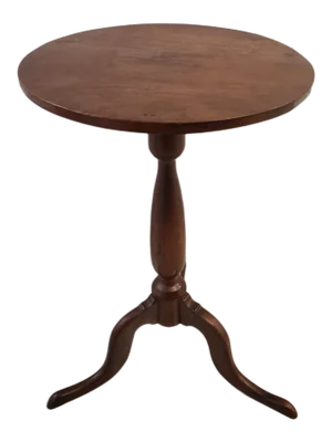 Early 19th Century American Walnut Candle Stand Table