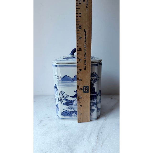 Blue and White Chinoiserie Rectangular Jar With Lid For Sale - Image 12 of 13