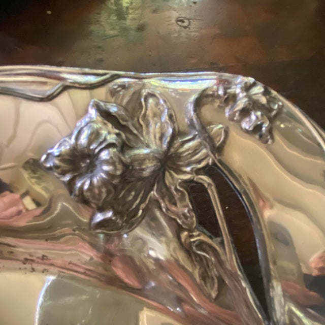 Antique 1899 Wilcox Silver Plated Art Nouveau Daffodil Centerpiece Bowl #9111 For Sale - Image 9 of 12