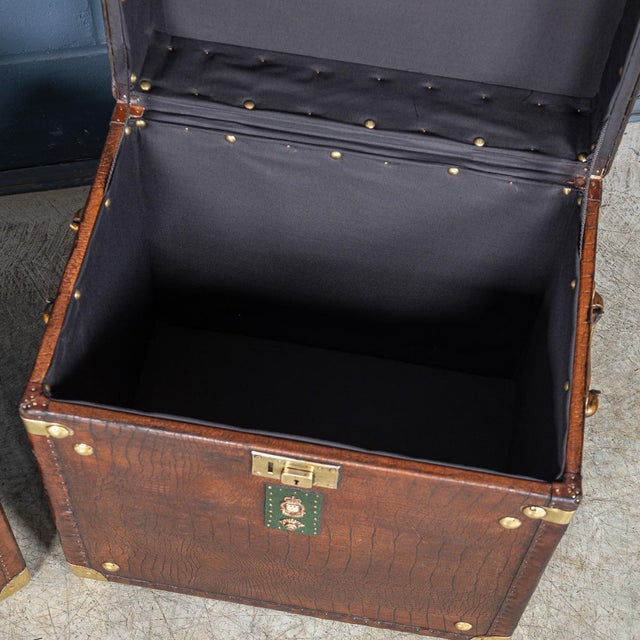 20th Century English Leather Clad Trunks, 1990s, Set of 2 For Sale - Image 6 of 18