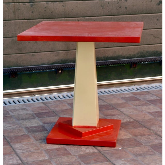 Iron & Sheet Metal Side Table, 1960s, in Good conditions. Designed 1960 to 1969