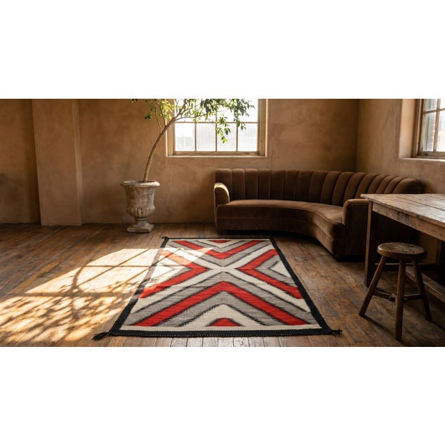 1930s Gray Red Geometric Antique Native American Navajo Rug 2'8" X 5' Flatwoven Wool Carpet For Sale - Image 10 of 11