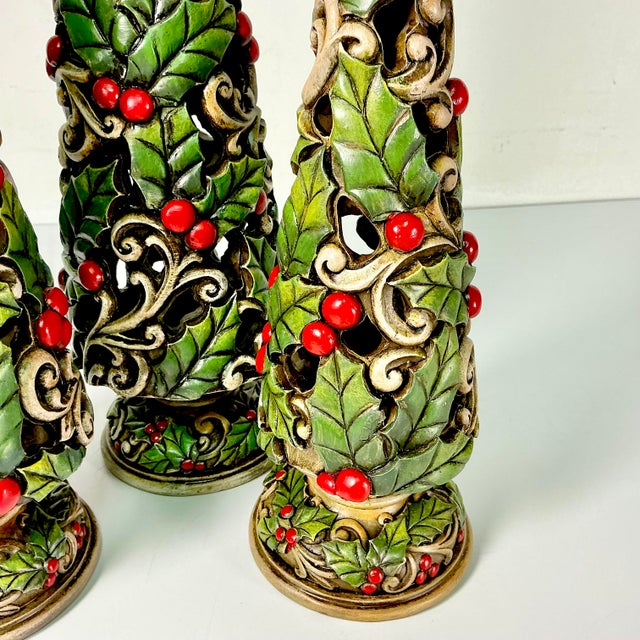 1990s Vintage Americana Boho Chic Christmas Holly Topiary Trees Holiday Accents - Set of 3. For Sale - Image 15 of 17
