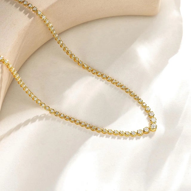 Metal Nina Zhou Diamond Riviera Graduated Tennis Necklace in 14k Gold For Sale - Image 7 of 12