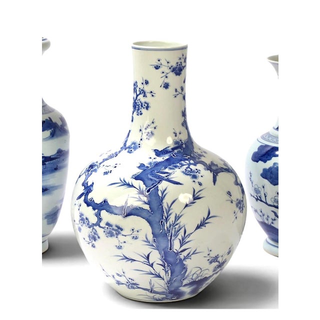 Ceramic Set of Three Chinese Blue & White Porcelain Vases, Early 20th Century For Sale - Image 7 of 11