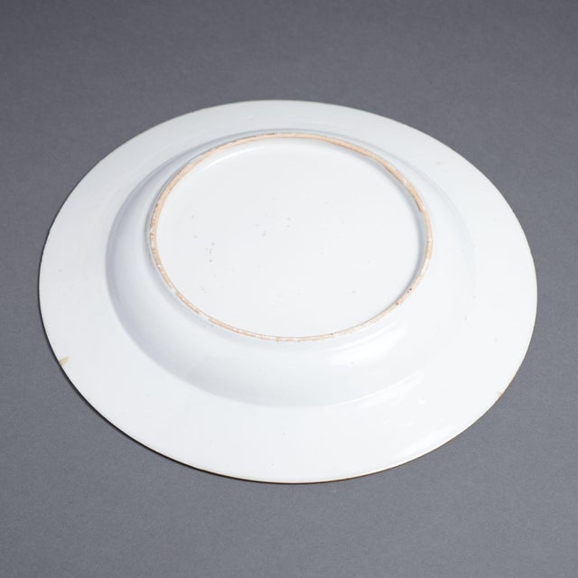 Chinese Porcelain Qianlong Charger, C. 1710-20 For Sale In Chicago - Image 6 of 7