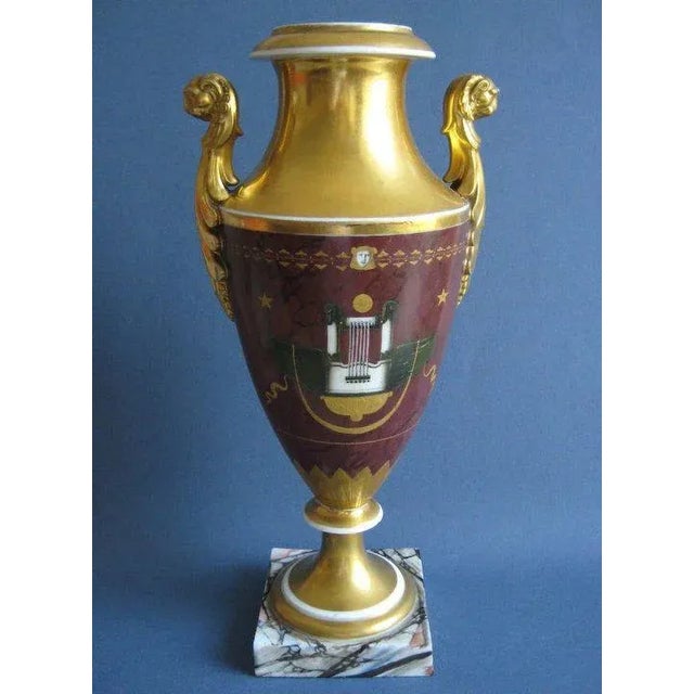 Traditional Early 19th Century French Empire Old Paris Porcelain Vase Urn 1810 For Sale - Image 3 of 11