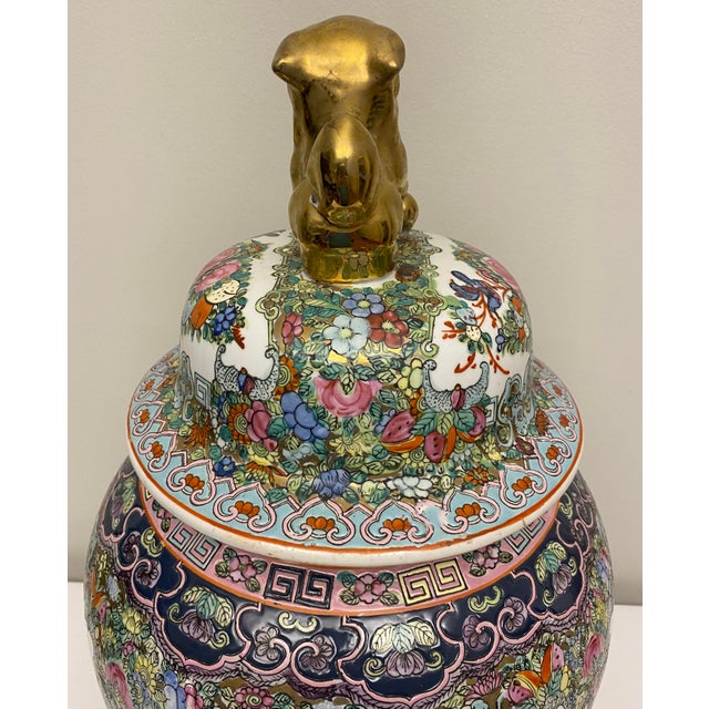 Mid 20th Century Large Hand-Painted Famille Rose Chinese Temple Jar With Lid For Sale - Image 5 of 9