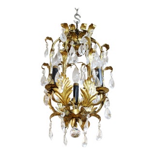 Italian Hollywood Regency Gilt Tole Chandelier With Crystal Droplets For Sale