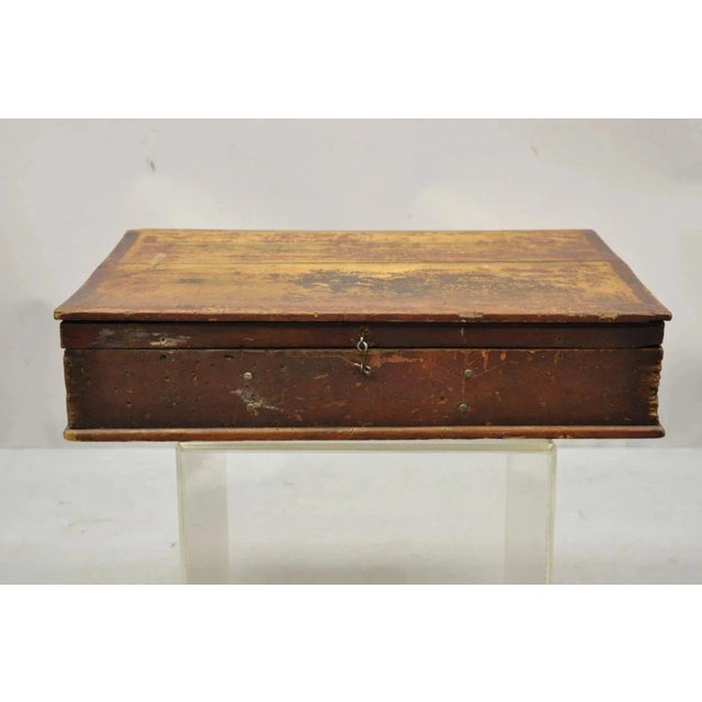 Antique 19th Century American Primitive Wooden Distressed Paint Crafts Organizer Parts Box. Item features solid wood...