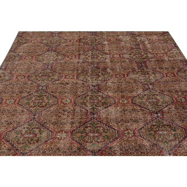 Rug & Kilim Vintage Turkish Rug, Beige-Brown With All-Over Floral Medallions – Rug & Kilim For Sale - Image 4 of 8