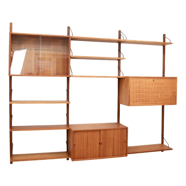 Royal System Shelving System in Teak from Poul Cadovius, 1960s, Set of 15 For Sale