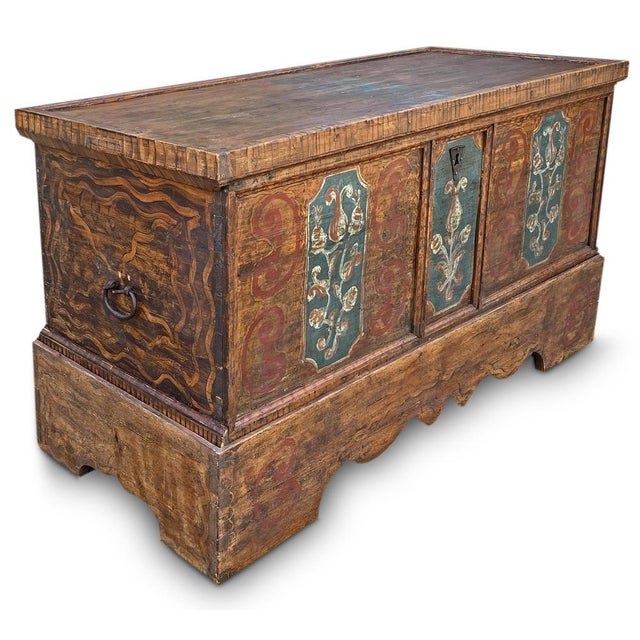 18th Century Tyrolean Painted Chest For Sale - Image 5 of 15