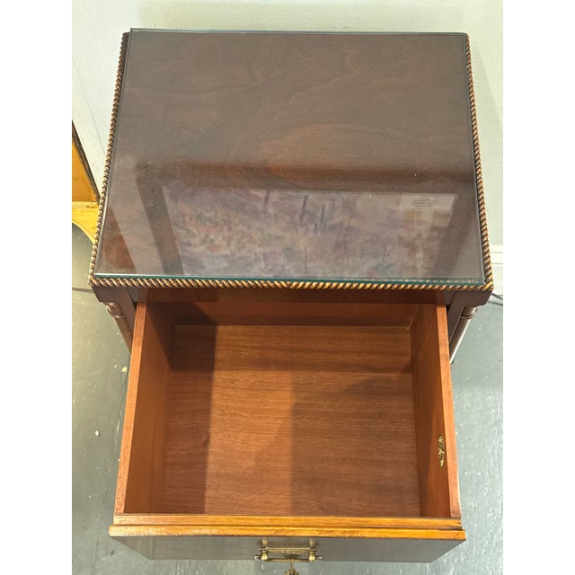 1940s Vintage Berkey and Gay Crotch Mahogany Side Table For Sale - Image 9 of 10