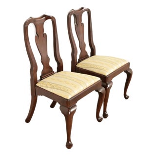Henkel Harris Queen Anne Solid Mahogany Side Chairs or Dining Chairs, Pair For Sale