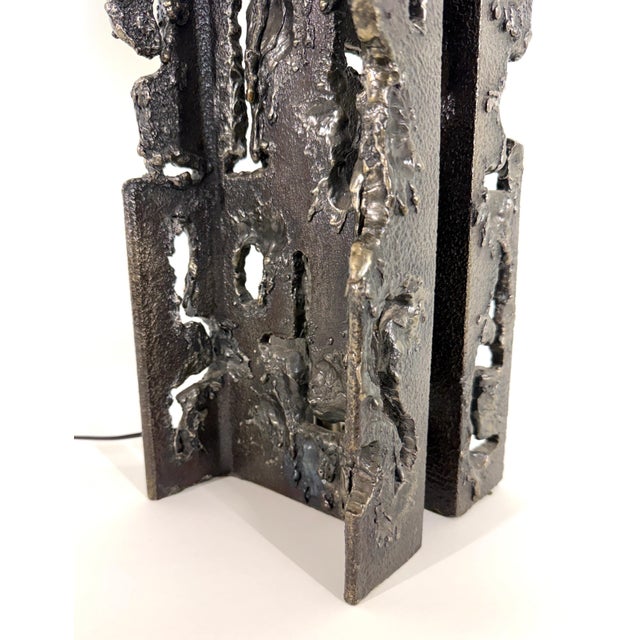 Mid 20th Century Brutalist Welded Steel Table Lamp in the Manner of Paul Evans For Sale - Image 11 of 16
