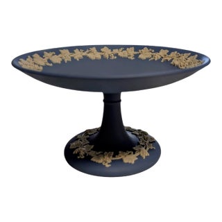 Vintage 1967 Wedgwood Blue Jasperware Grapevine Compote For Sale