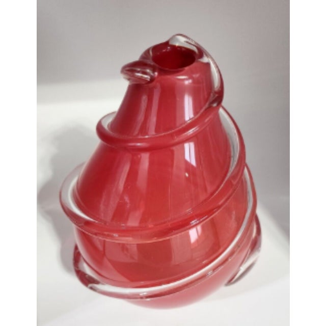 1990s Stunning Signed Silas Kern Studio Art Glass Hand-Blown Vase For Sale - Image 5 of 6