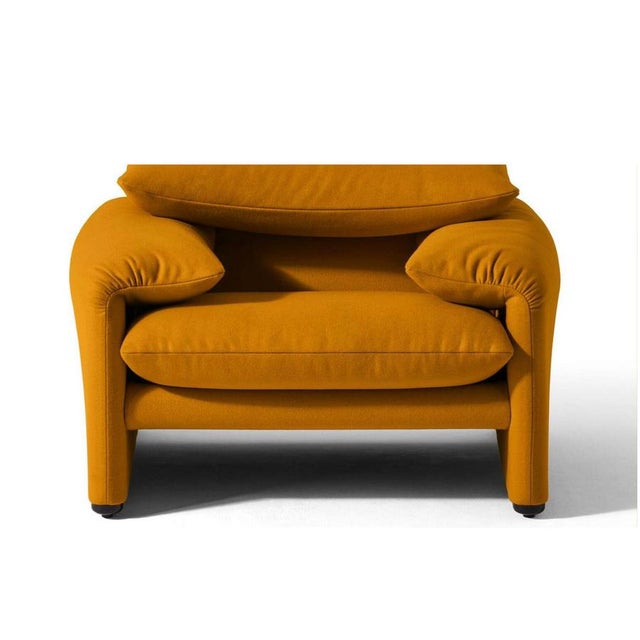 Mid-Century Modern Maralunga Armchair in Fabric, Italy For Sale - Image 6 of 10