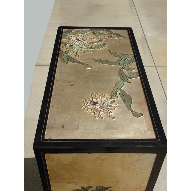 Wood Vintage Chinese Asian Chinoiserie Gold Silver Storage Cabinet Side Table #V23 For Sale - Image 7 of 17