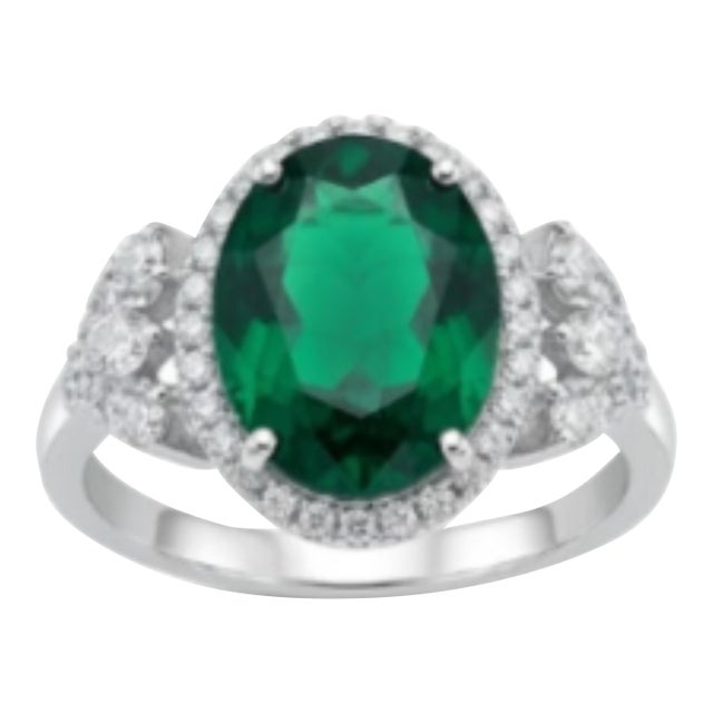 Natural Emerald 3.35cts & Diamond 0.80cts Ring in 18k Gold For Sale
