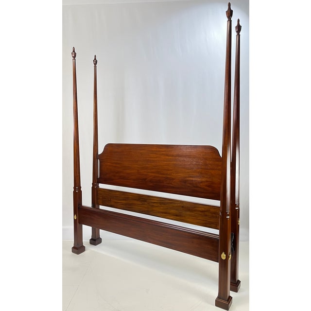 Chippendale Vintage Henkel Harris Mahogany Queen Size Pencil Post Bed - Style 170, Finish 29 For Sale - Image 3 of 13