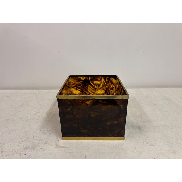 Tortoiseshell Effect Acrylic Glass and Brass Planter, 1970s For Sale - Image 4 of 12