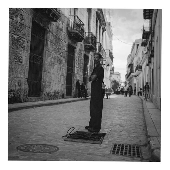 Paul Cooklin, Street Workman, Silver Gelatin Photograph, Limited Edition of 10 For Sale