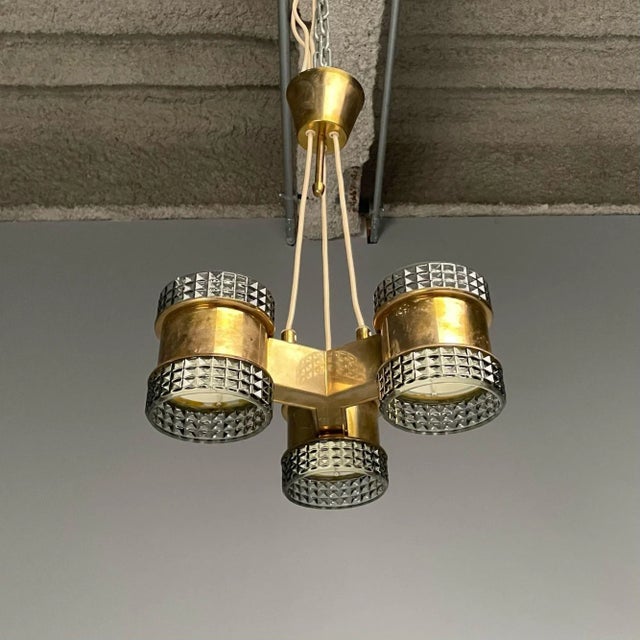 1960s Swedish Mid-Century Modern, Pendant, Glass, Brass, Sweden, 1950s For Sale - Image 5 of 10